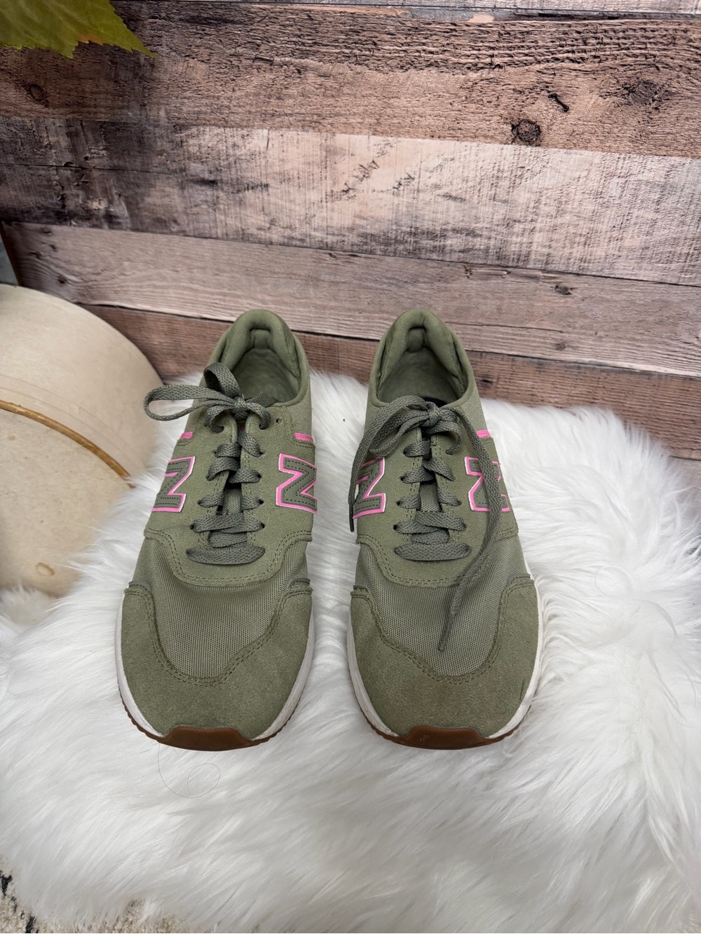 New Balance Women's Olive Green Sneakers with Pink N Logo